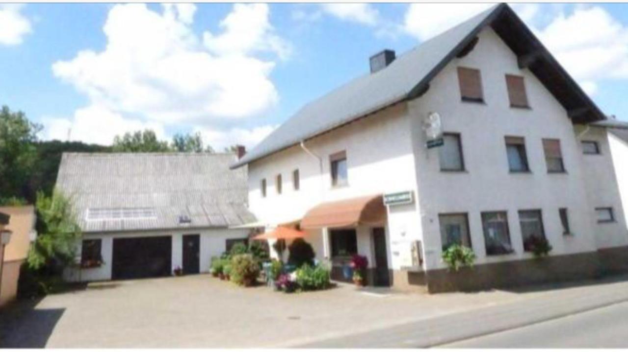 Pension Burgklause Schönecken エクステリア 写真